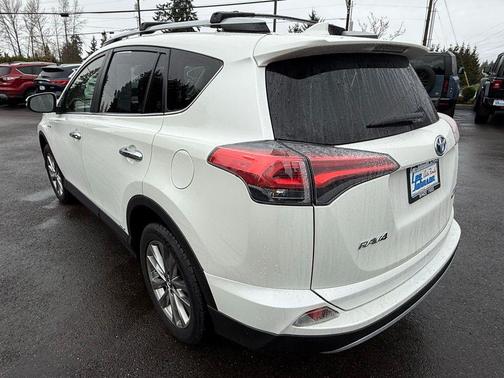 White 2018 Toyota RAV4 Hybrid Limited