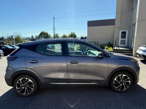 Gray Ghost Metallic 2023 Chevrolet Bolt EUV FWD Premier