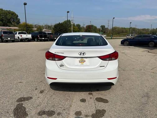 2015 Hyundai ELANTRA Limited