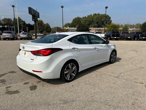 2015 Hyundai ELANTRA Limited