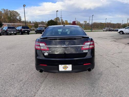 2018 Ford Taurus SHO