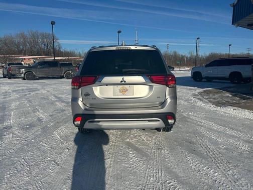 2020 Mitsubishi Outlander SEL