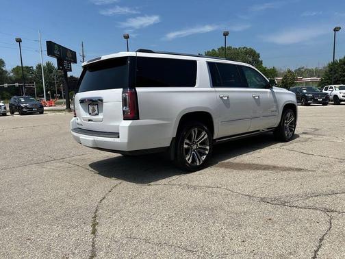 White Frost Tricoat 2020 GMC Yukon XL Denali
