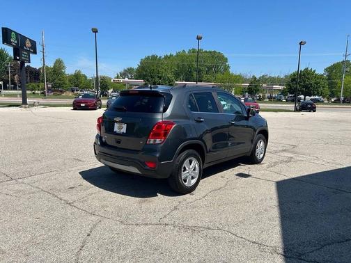 Nightfall Gray Metallic 2018 Chevrolet Trax LT