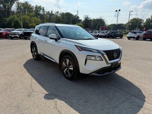 2023 Nissan Rogue SL