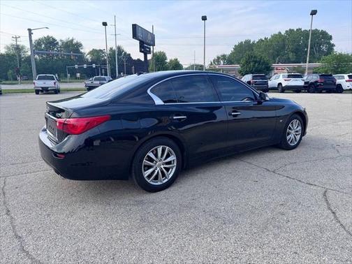 2015 INFINITI Q50 Premium