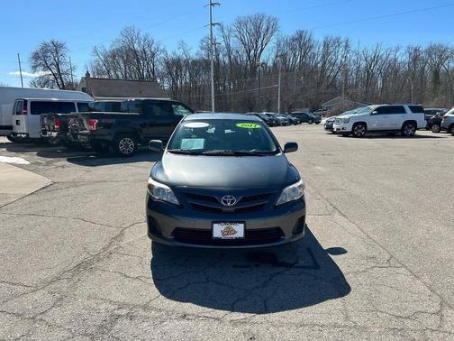 Magnetic Gray Metallic 2011 Toyota Corolla LE