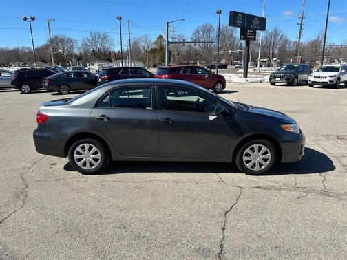 Magnetic Gray Metallic 2011 Toyota Corolla LE