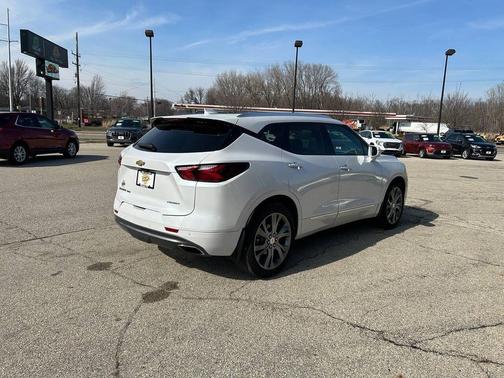 Iridescent Pearl Tricoat 2020 Chevrolet Blazer Premier