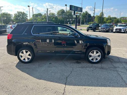 Onyx Black 2010 GMC Terrain SLT-1