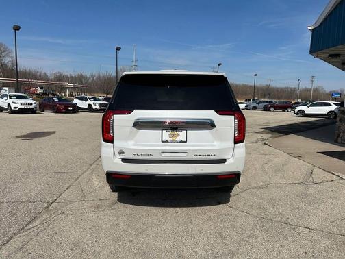 2022 GMC Yukon XL Denali