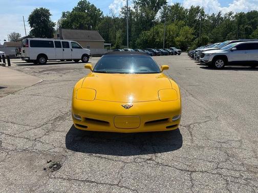 Millennium Yellow 2002 Chevrolet Corvette Base
