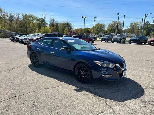 Deep Blue Pearl 2017 Nissan Maxima 3.5 SR
