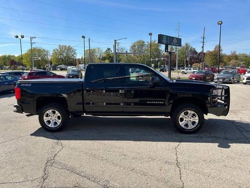 Black 2017 Chevrolet Silverado 1500 2LT
