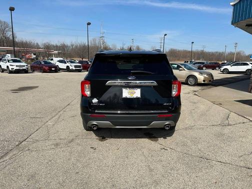 Agate Black 2022 Ford Explorer Limited