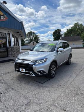 Alloy Silver Metallic 2020 Mitsubishi Outlander SEL S-AWC