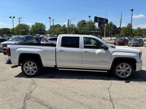 White Frost Tricoat 2018 GMC Sierra 1500 Denali