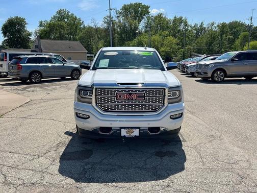 White Frost Tricoat 2018 GMC Sierra 1500 Denali