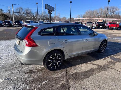 2018 Volvo V60 T5 Dynamic