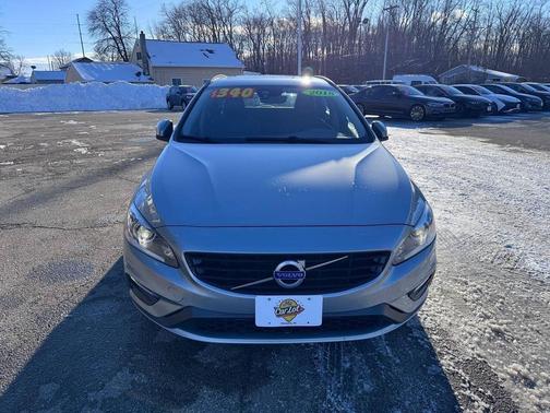 2018 Volvo V60 T5 Dynamic
