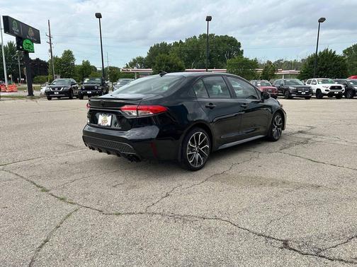 Black Sand Pearl 2022 Toyota Corolla SE