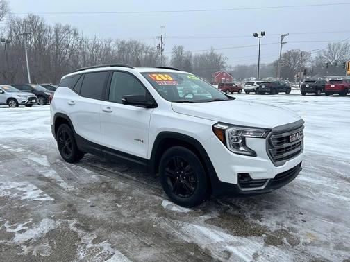2022 GMC Terrain AT4