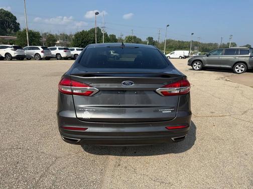 2020 Ford Fusion Titanium