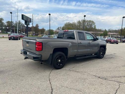 Pepperdust Metallic 2017 Chevrolet Silverado 1500 2LT