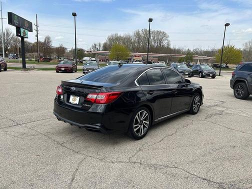 Crystal Black Silica 2019 Subaru Legacy Sport
