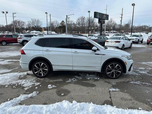 2023 Volkswagen Tiguan 2.0T SEL R-Line 4MOTION
