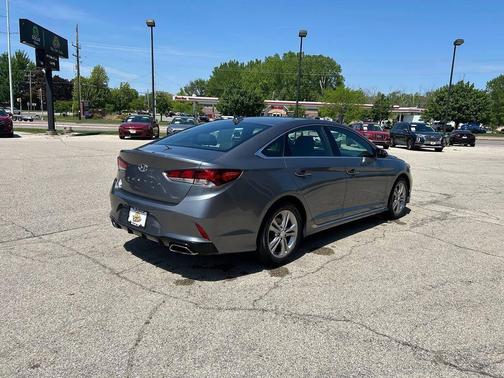 Machine Gray 2018 Hyundai SONATA Sport