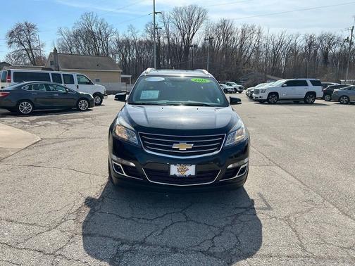 Mosaic Black Metallic 2016 Chevrolet Traverse 2LT