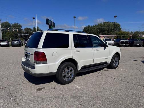 2004 Lincoln Aviator Luxury