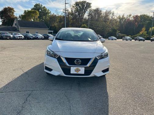 2021 Nissan Versa 1.6 SV