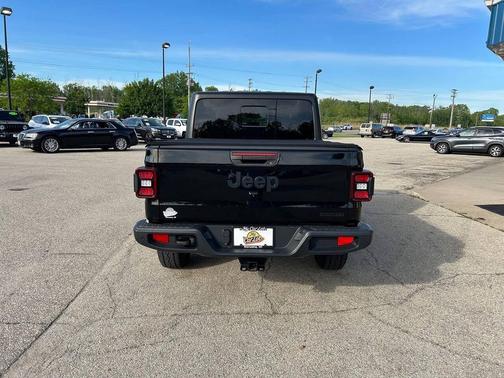 Black Clearcoat 2020 Jeep Gladiator Sport S