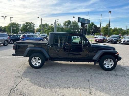 Black Clearcoat 2020 Jeep Gladiator Sport S