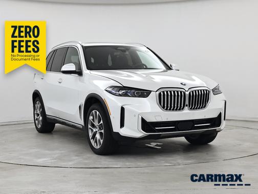 White 2024 BMW X5 sDrive40i