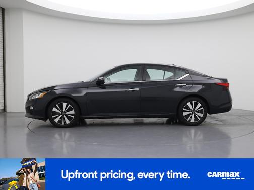 2022 Nissan Altima SV