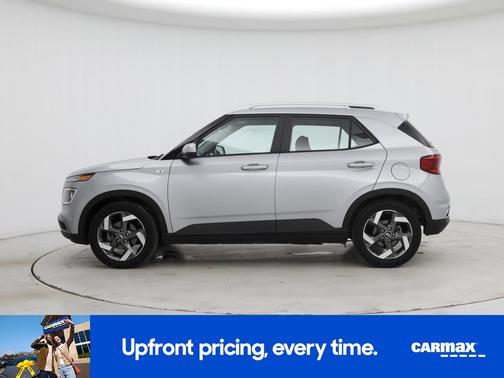 2022 Hyundai VENUE SEL