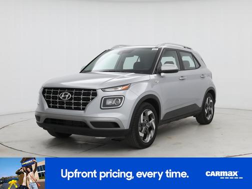 2022 Hyundai VENUE SEL