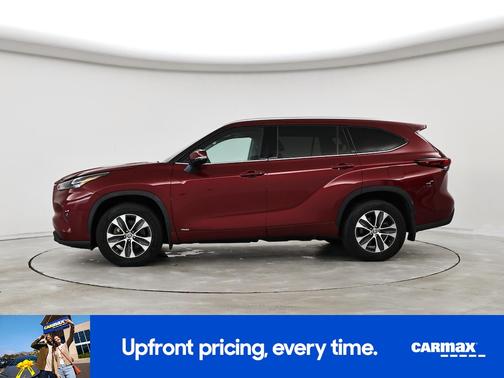 2022 Toyota Highlander Hybrid XLE