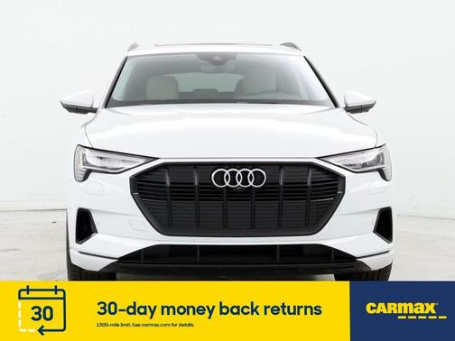 Photo 5 of 26 of 2021 Audi e-tron Premium
