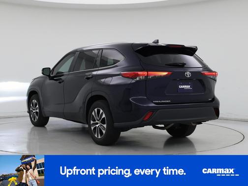 Blue 2023 Toyota Highlander XLE