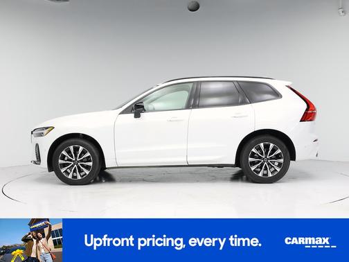 White 2024 Volvo XC60 B5 Plus Dark Theme