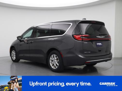Gray 2023 Chrysler Pacifica Touring L