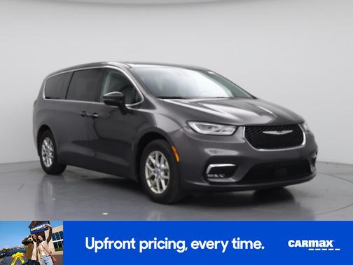 Gray 2023 Chrysler Pacifica Touring L