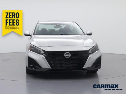 Silver 2023 Nissan Altima SL