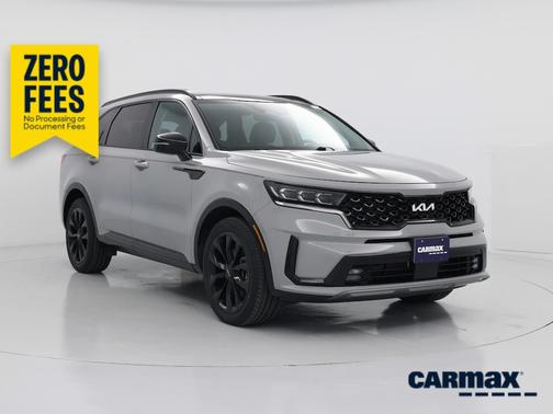 Gray 2023 Kia Sorento SX