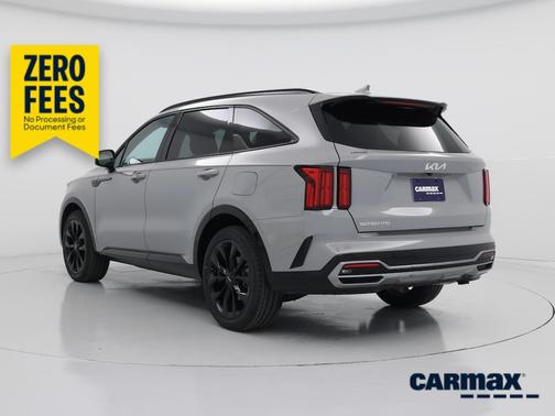 Gray 2023 Kia Sorento SX