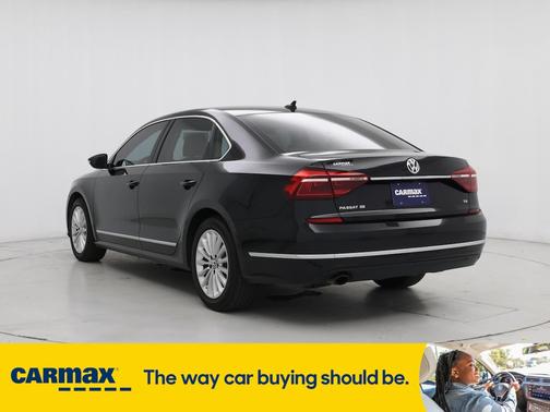 2017 Volkswagen Passat SE